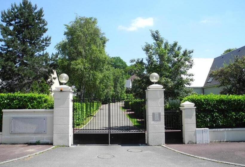 פנסיון La Clémencerie Chambre D Hôtes