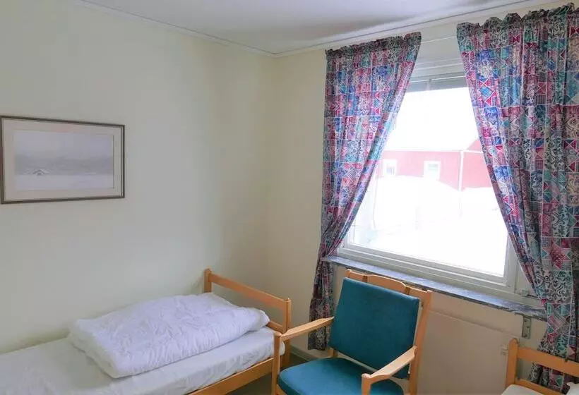 Sopperogården   Hostel