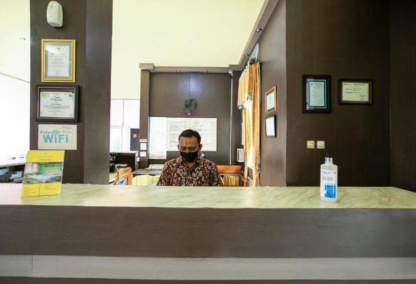 호텔 Capital O 3933 Grand Anugrah