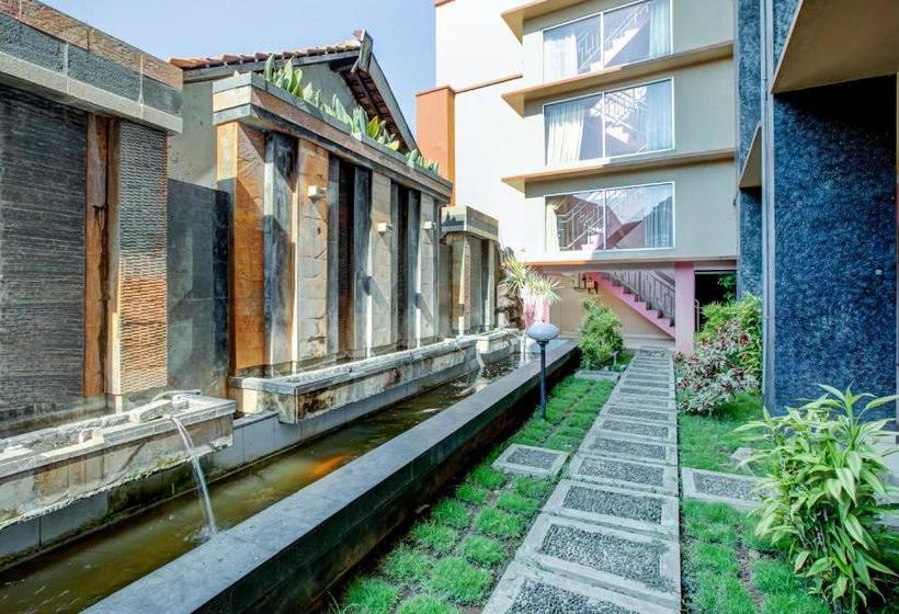 호텔 Capital O 3933 Grand Anugrah