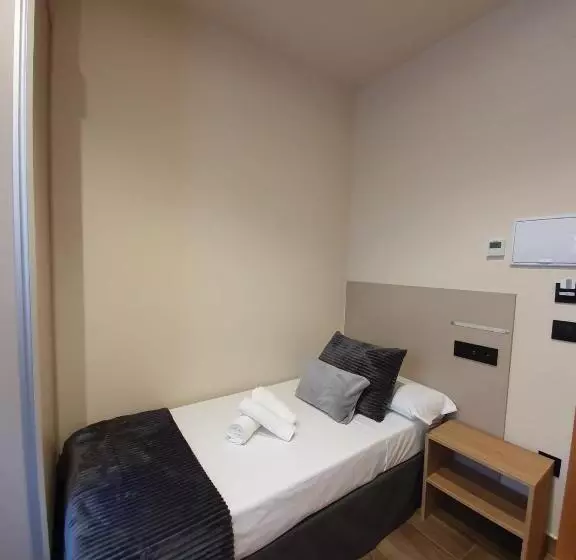 ホテル Albergue Casa Cuartel