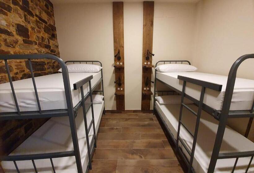 Отель Albergue Casa Cuartel