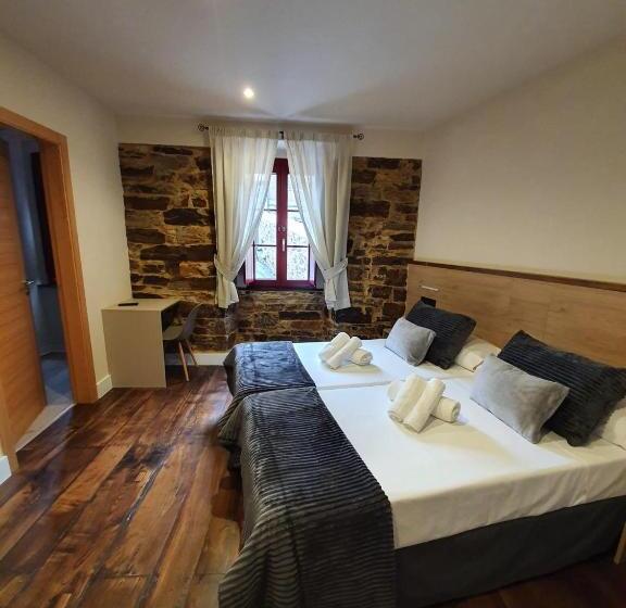 Отель Albergue Casa Cuartel