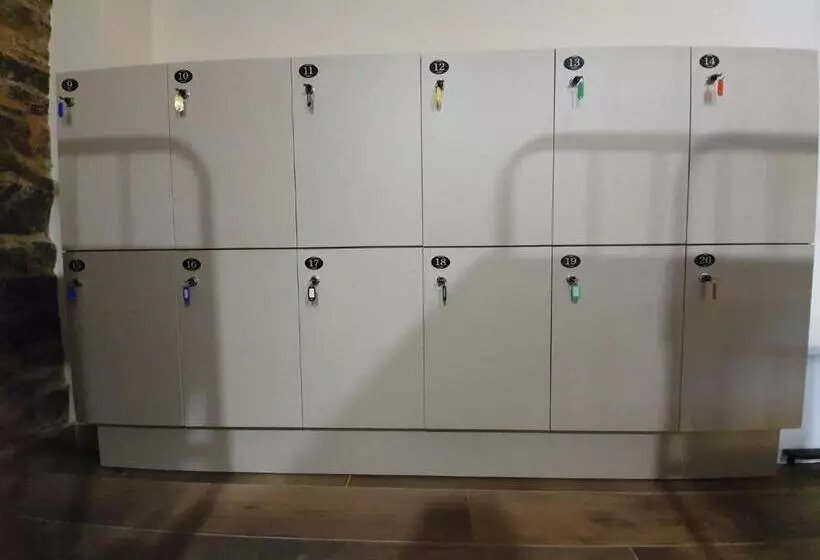 ホテル Albergue Casa Cuartel