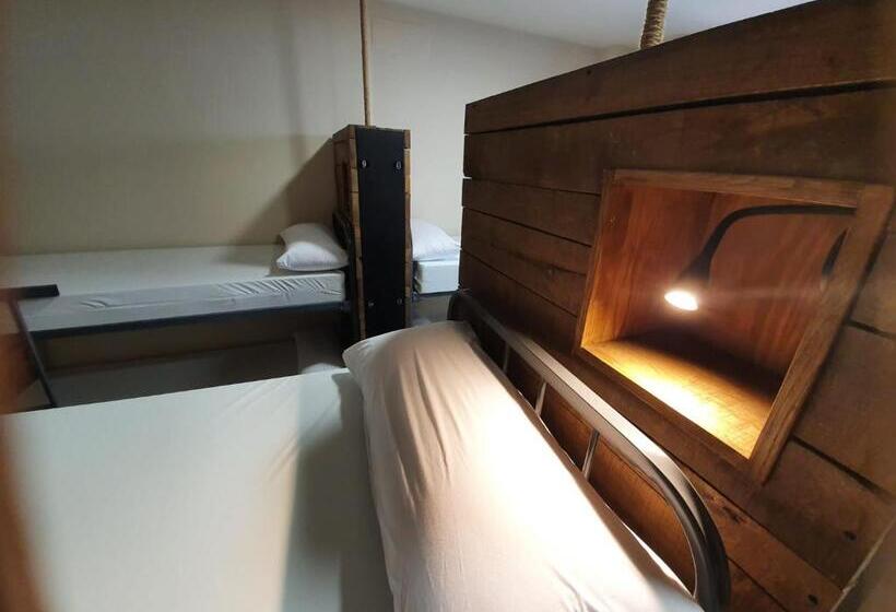 Отель Albergue Casa Cuartel