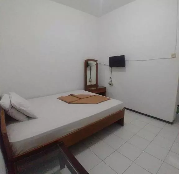 ホテル Baru Inn Batu Redpartner