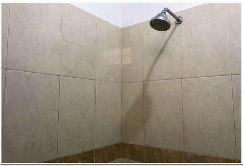 فندق Baru Inn Batu Redpartner