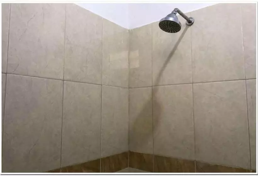 ホテル Baru Inn Batu Redpartner