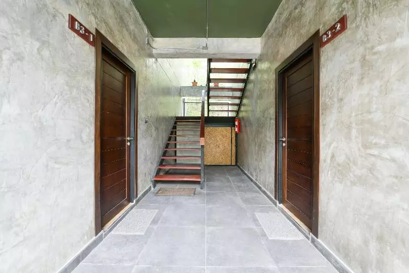 Hotelli Oyo 539 Loft By Busaba