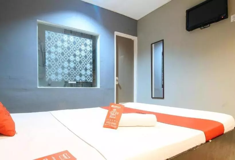 هتل Reddoorz @ P Florentino Street Sampaloc Manila