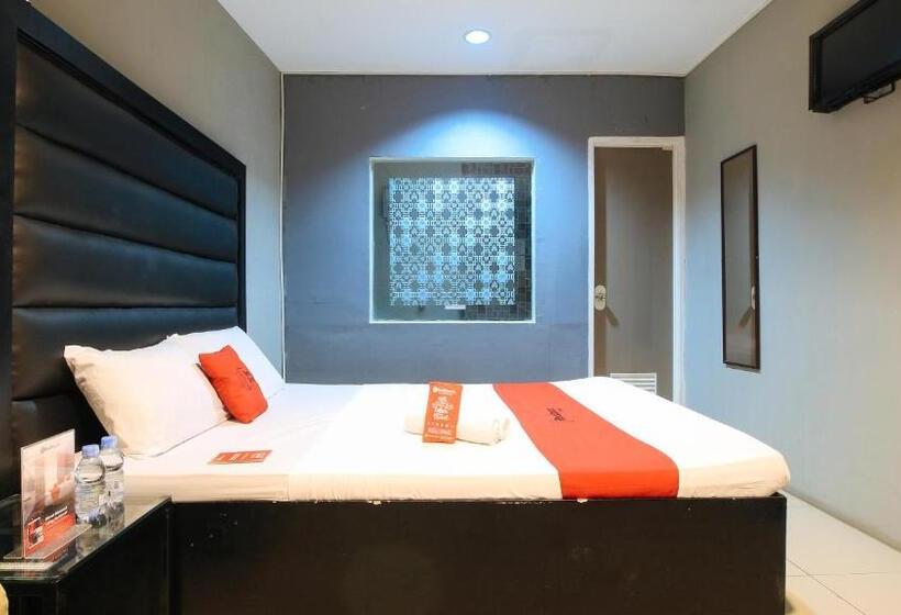 Hotel Reddoorz @ P Florentino Street Sampaloc Manila