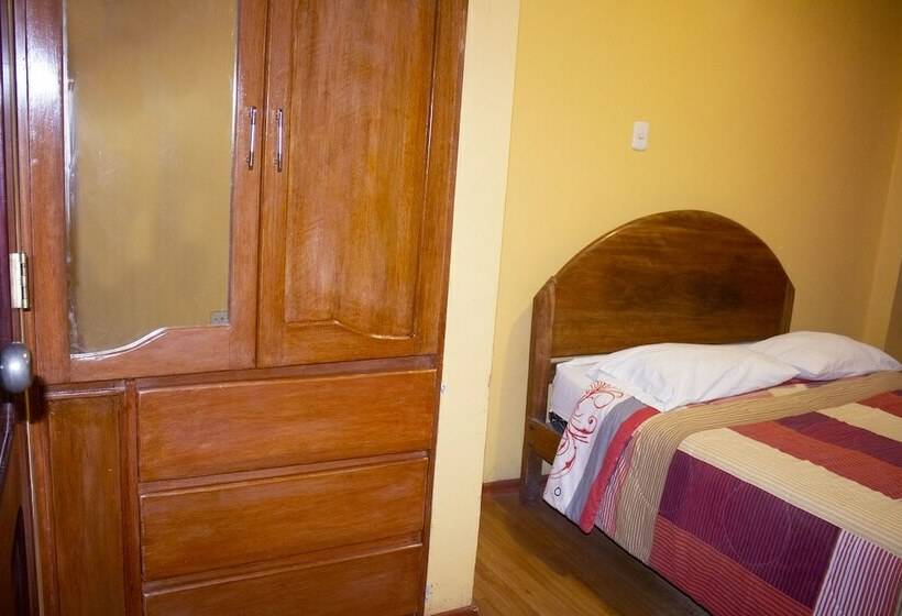 بنسيون Hospedaje Incarroca