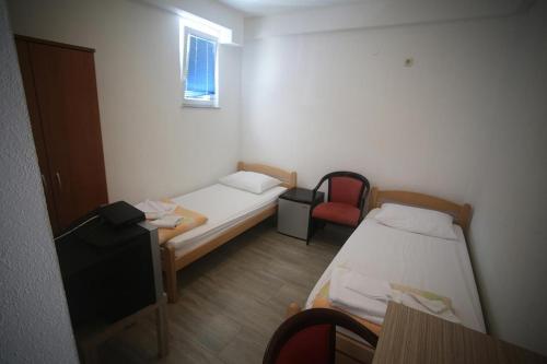 پانسیون Twin Room Zadar Diklo 16023d
