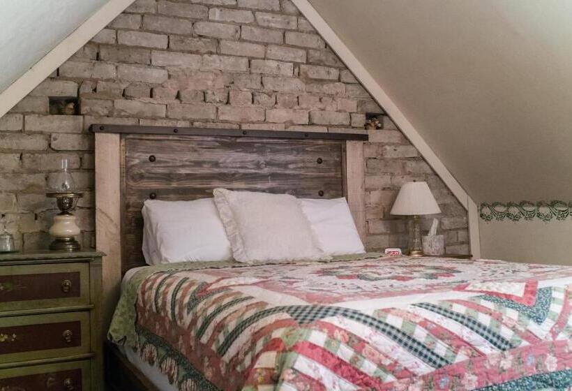 The Mulberry Inn  An Historic Bed And Breakfast