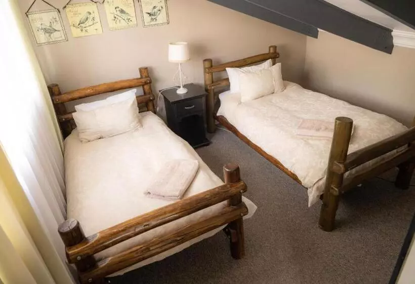 Aamiaismajoitus (B&B) L'anda Guesthouse & Self Catering