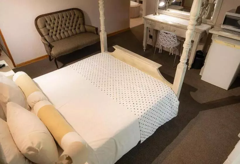 Aamiaismajoitus (B&B) L'anda Guesthouse & Self Catering