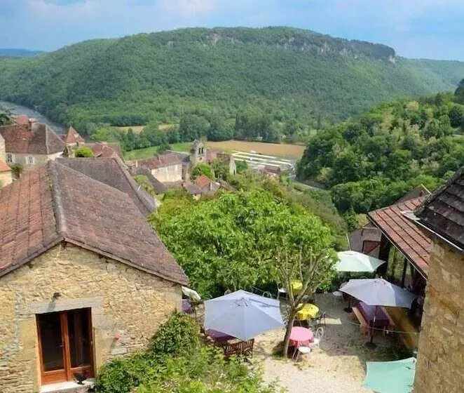 Aamiaismajoitus (B&B) Les Machicoulis