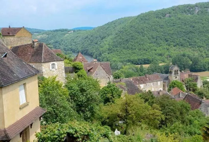 Aamiaismajoitus (B&B) Les Machicoulis