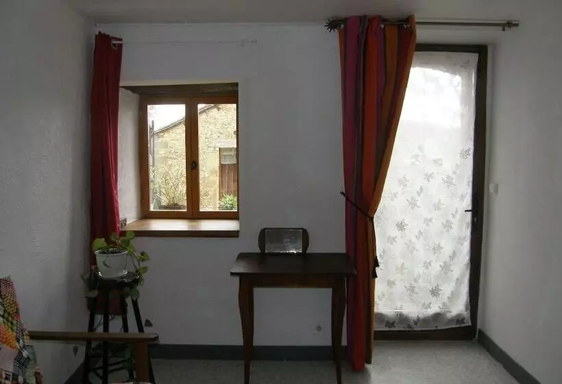 Aamiaismajoitus (B&B) Les Machicoulis