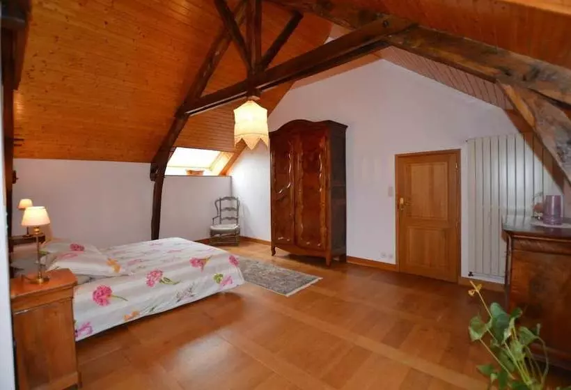 Aamiaismajoitus (B&B) Maison D Hôtes De L Huardière