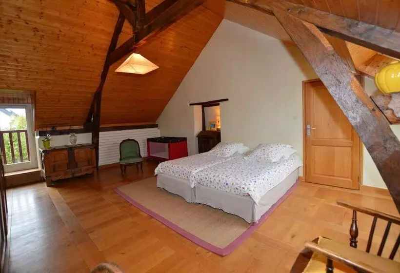 Aamiaismajoitus (B&B) Maison D Hôtes De L Huardière