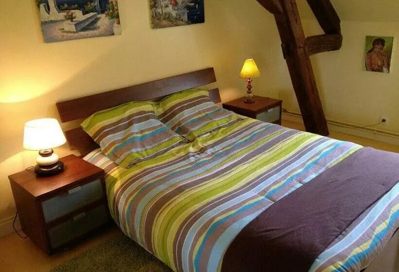 Domaine De Montboulon