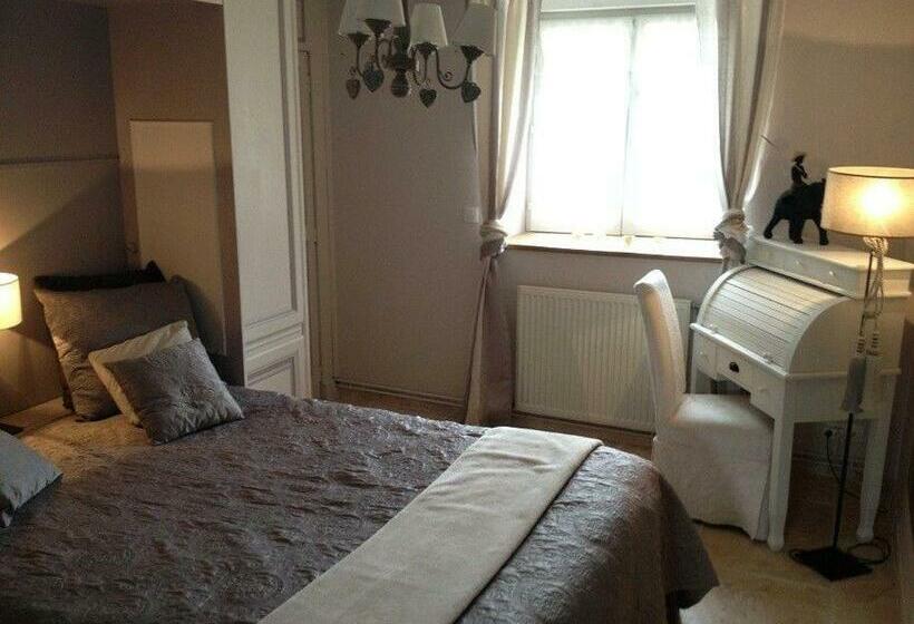 Domaine De Montboulon