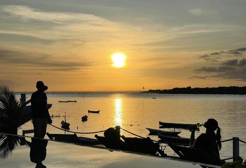 Hotel Aurora Beach View