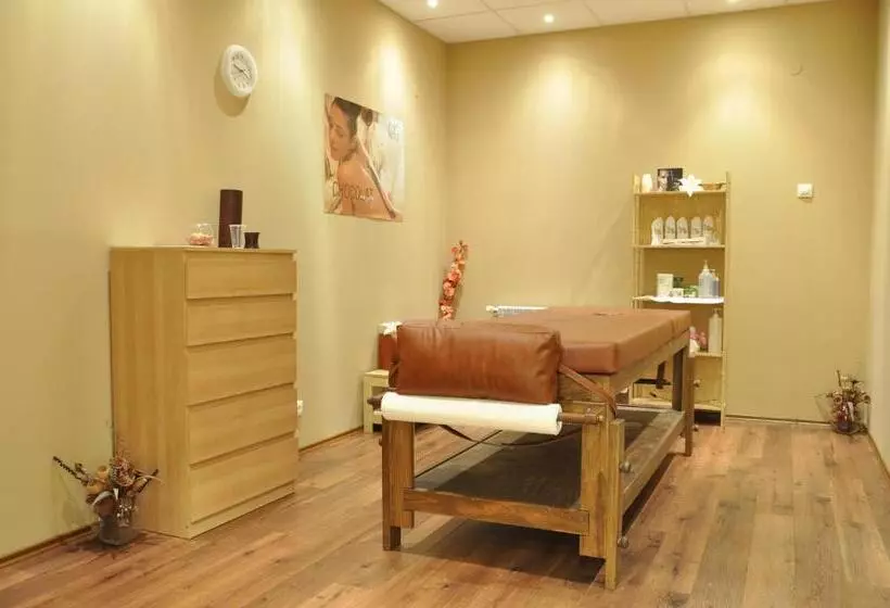 Hotelli Belchin Garden Spa&wellness