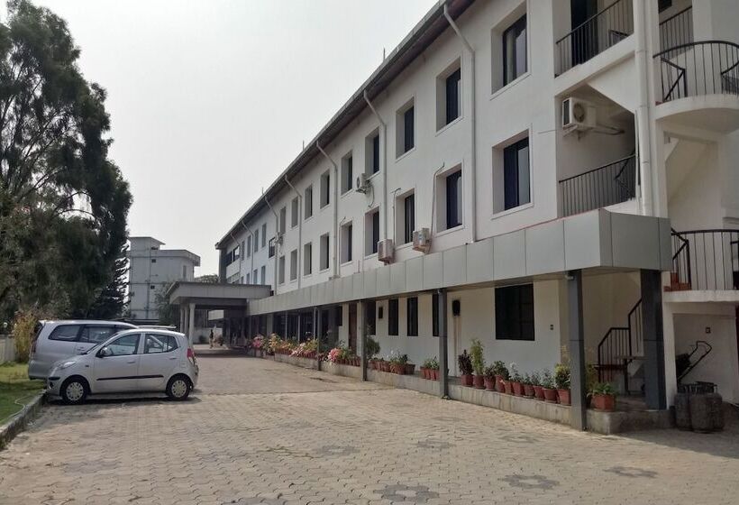 فندق Deliza Residency By Oyo Rooms