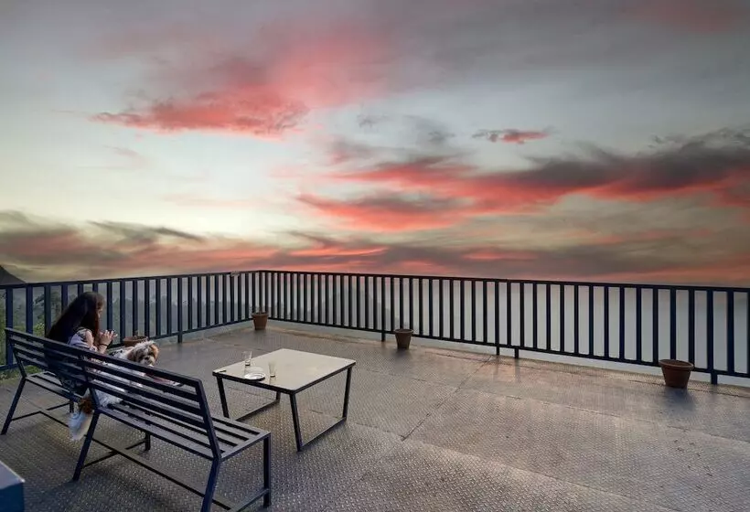 Hotelli Haze And Kites Resort Munnar