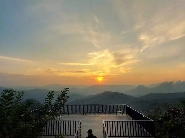 Hotelli Haze And Kites Resort Munnar