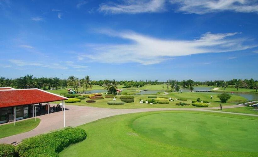 هتل Pinehurst Golf Club And