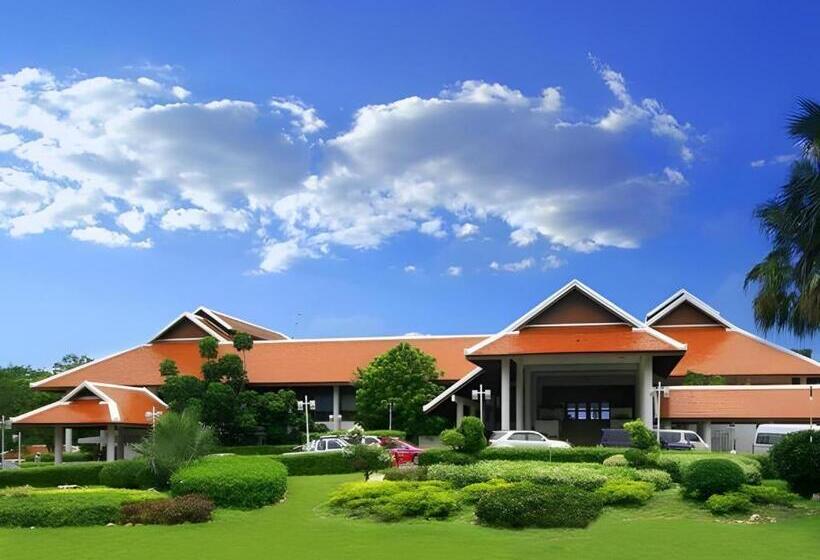 هتل Pinehurst Golf Club And