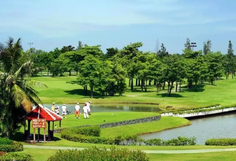 ホテル Pinehurst Golf Club And