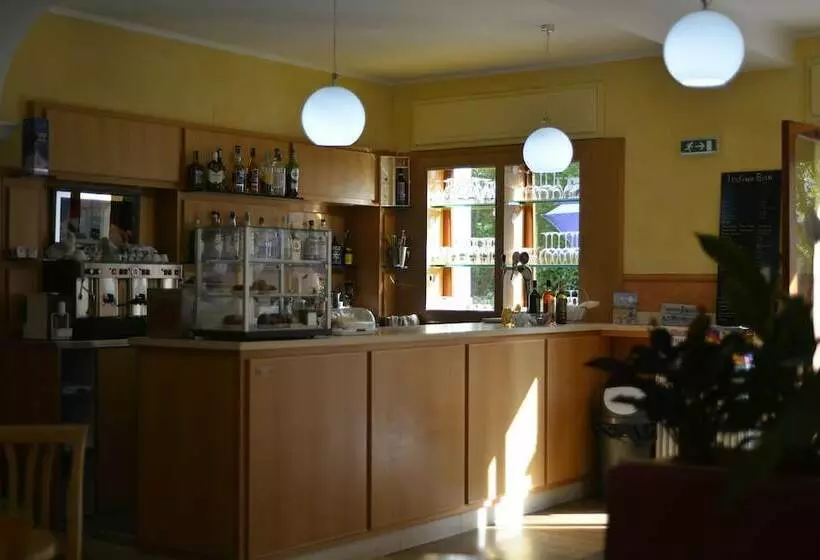 ホテル Residenza Albergo Minetto