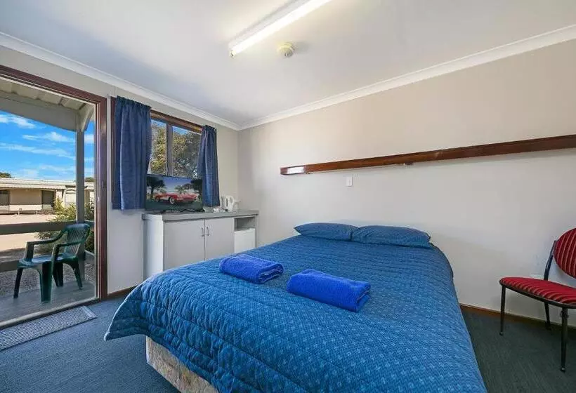 Motelli Border Village Roadhouse