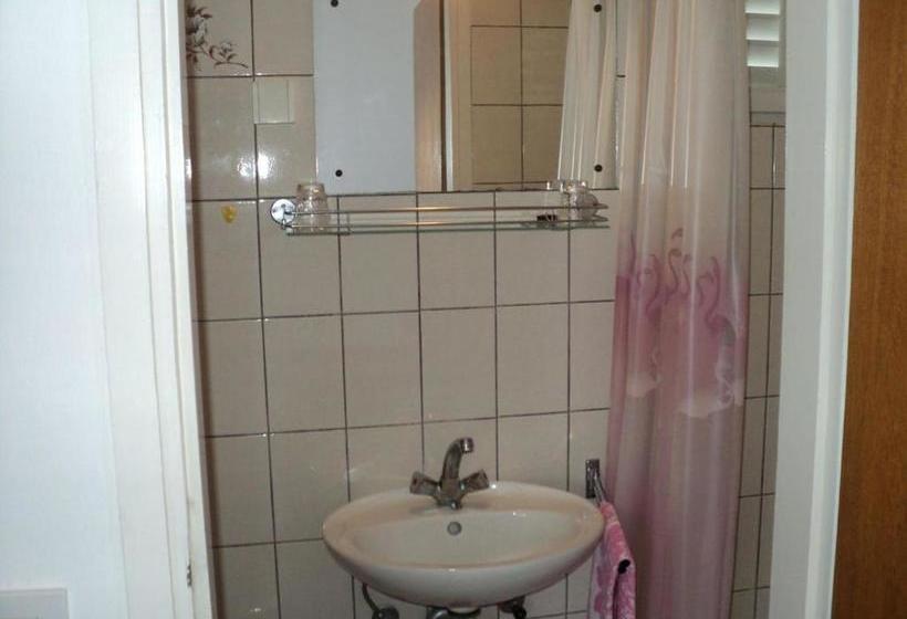 פנסיון Rooms By The Sea Banjol, Rab 11716