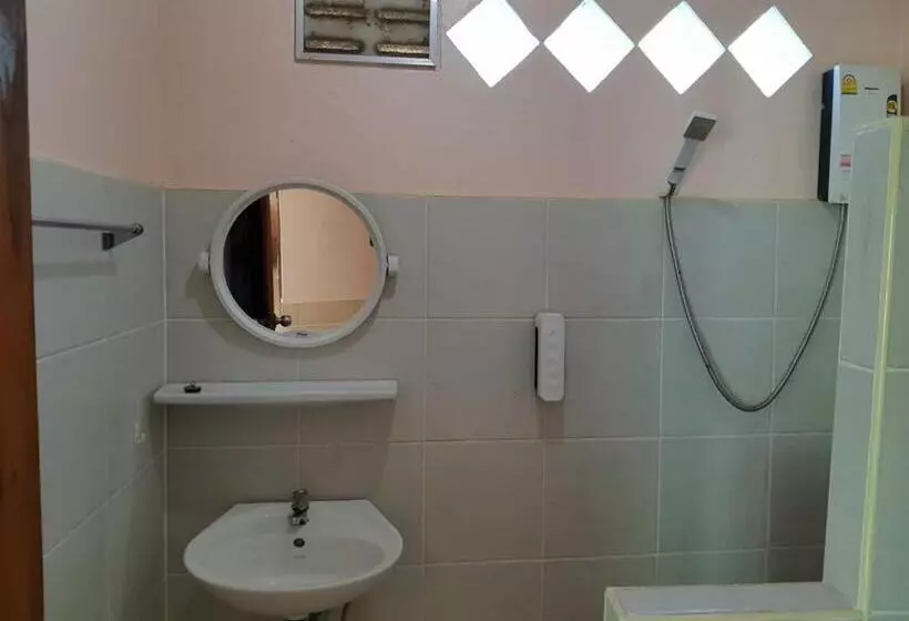 Lomakeskus Discovery House Hotel Sha Plus