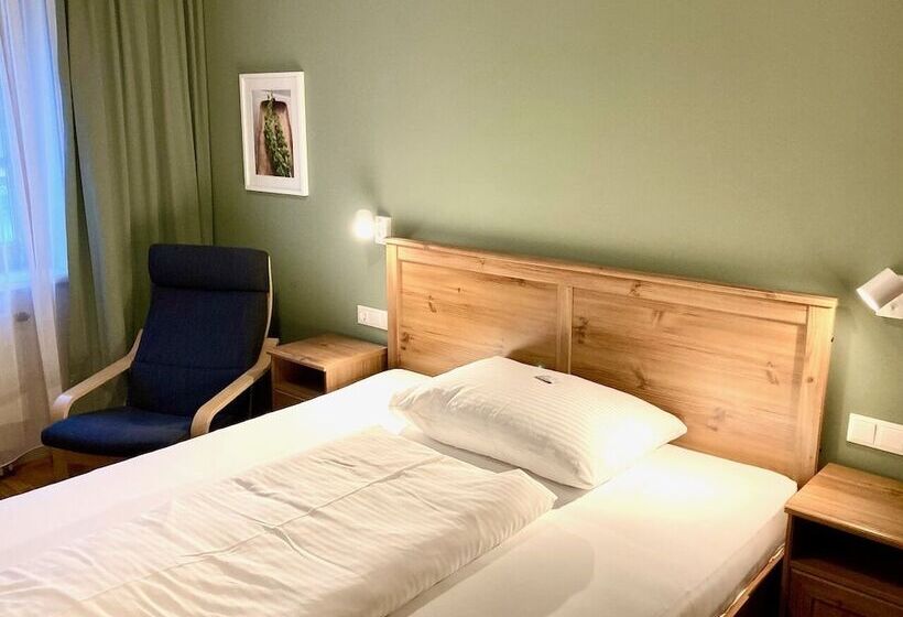 Zöchbauer Gästehaus Hotel Garni