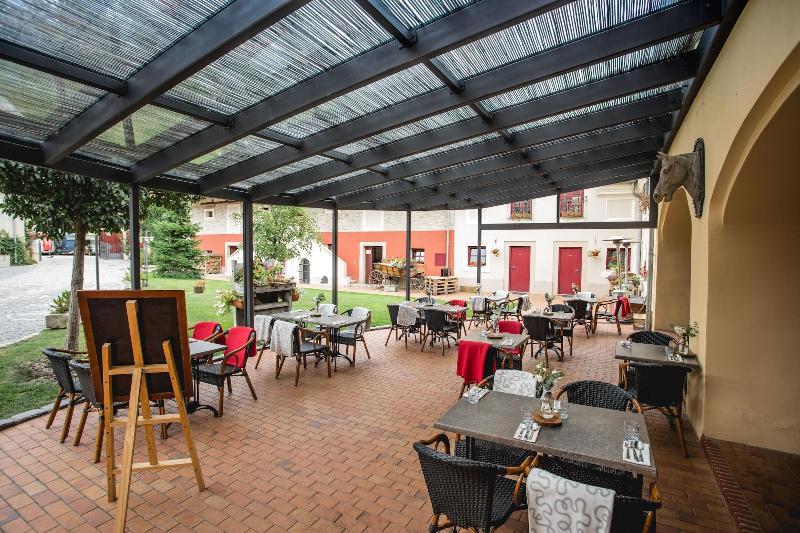 Bed and Breakfast Dvur Hoffmeister