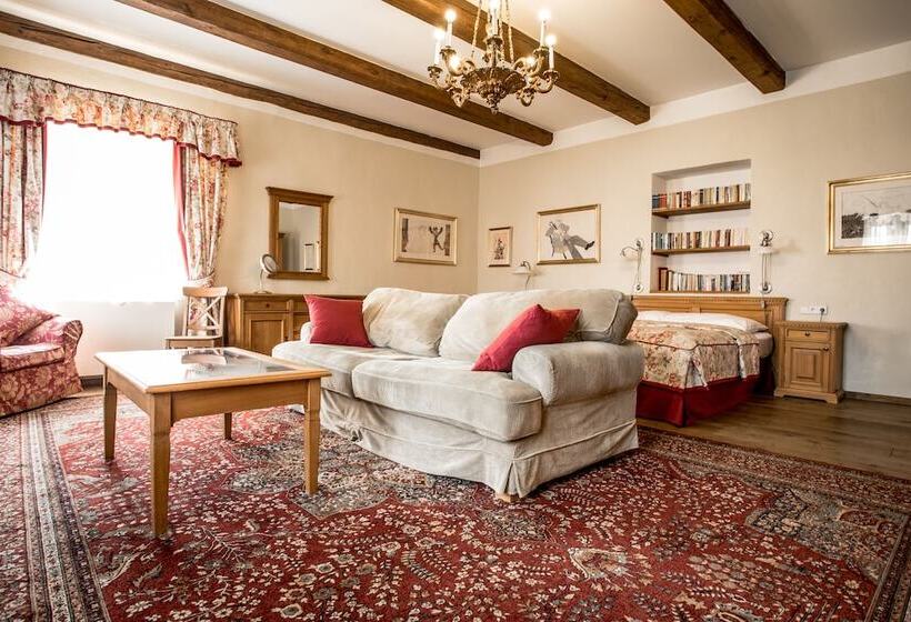 Bed and Breakfast Dvur Hoffmeister