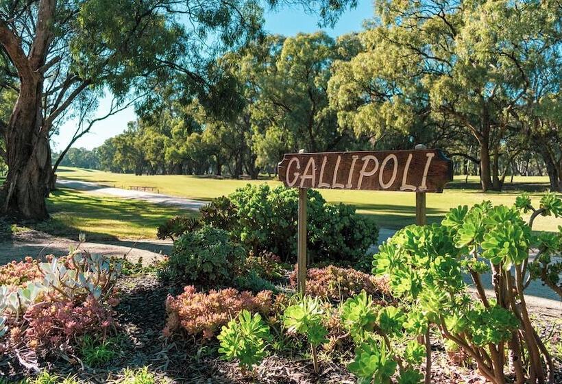 Comfort Suites Clubarham Golf Resort