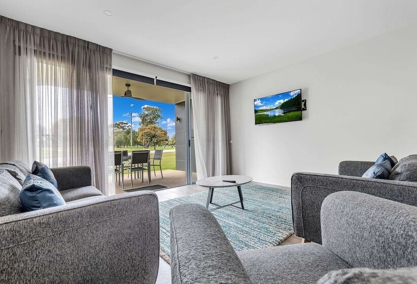 Comfort Suites Clubarham Golf Resort