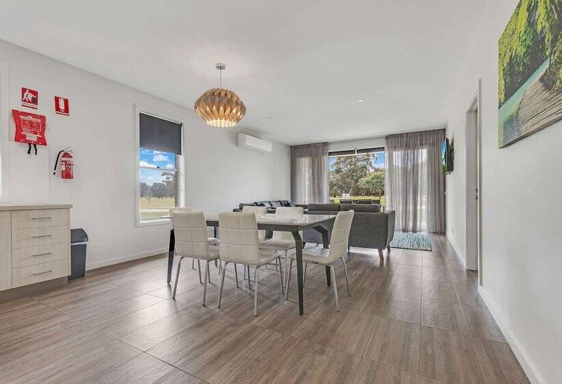 Comfort Suites Clubarham Golf Resort