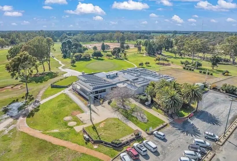 Comfort Suites Clubarham Golf Resort