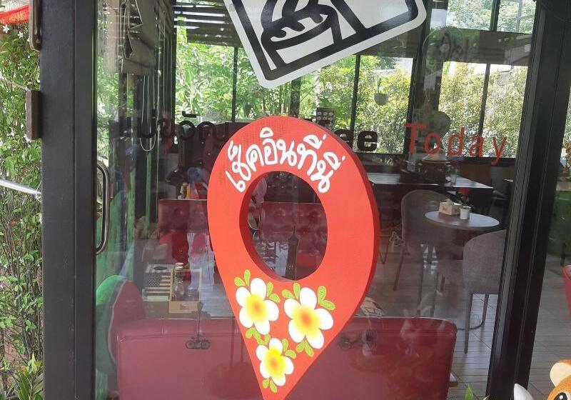 בית מלון כפרי Makwan Resort Rayong