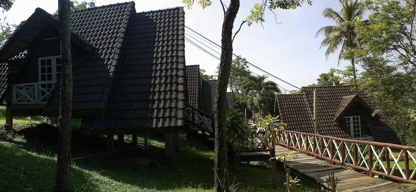 בית מלון כפרי Mountainpark Switzerland Resort