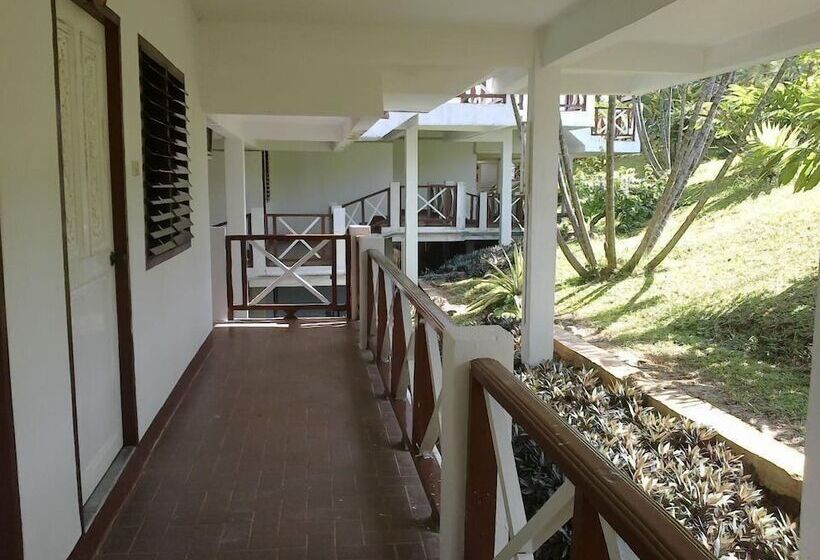 בית מלון כפרי Mountainpark Switzerland Resort