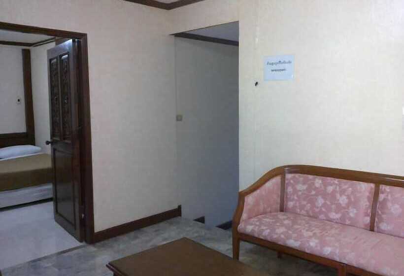 בית מלון כפרי Mountainpark Switzerland Resort